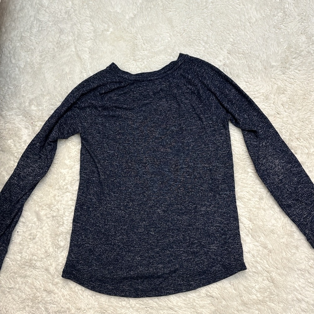 Gap navy blue heather lightweight sweater.